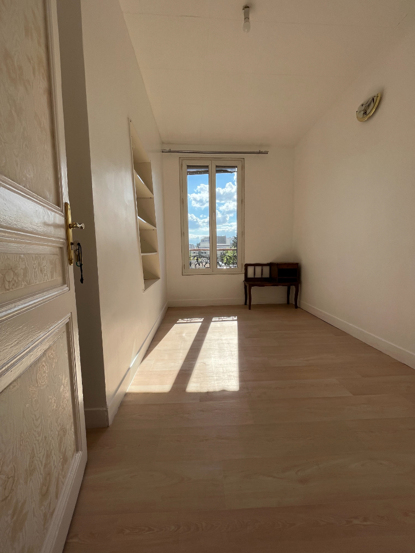 Photo Appartement Puteaux 3 pièce(s) 40 m2 image 4/4