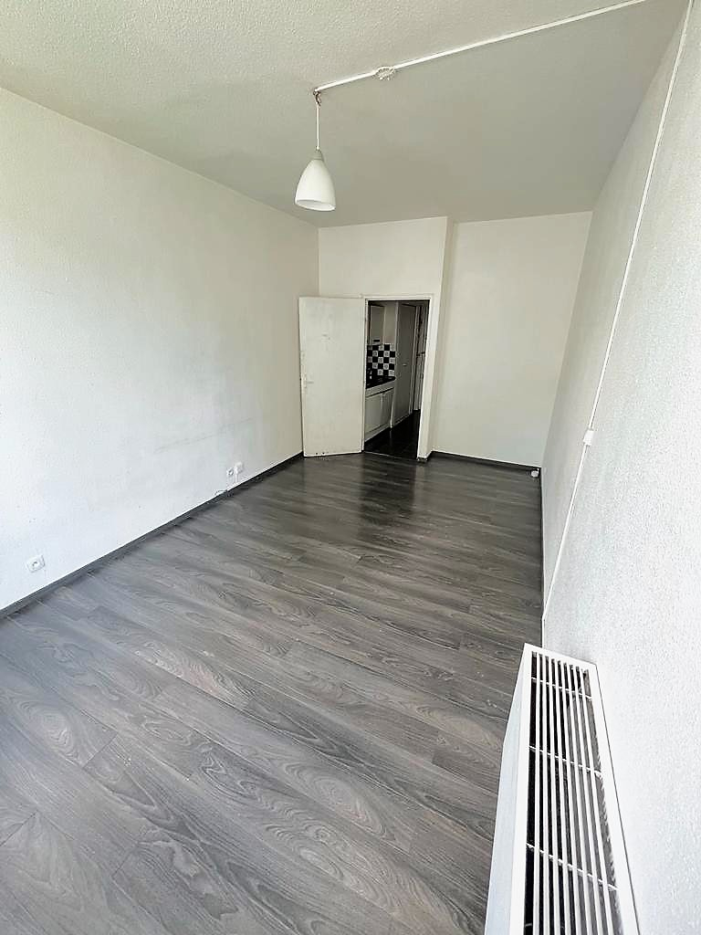 Photo Appartement Puteaux 1 pièce(s) image 1/2