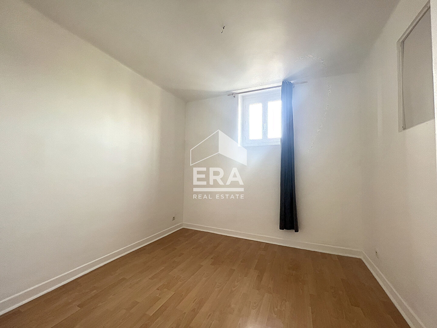 Photo VENTE APPARTEMENT 3 PIECES - CANNES SAINT NICOLAS - DERNIER ETAGE image 4/5