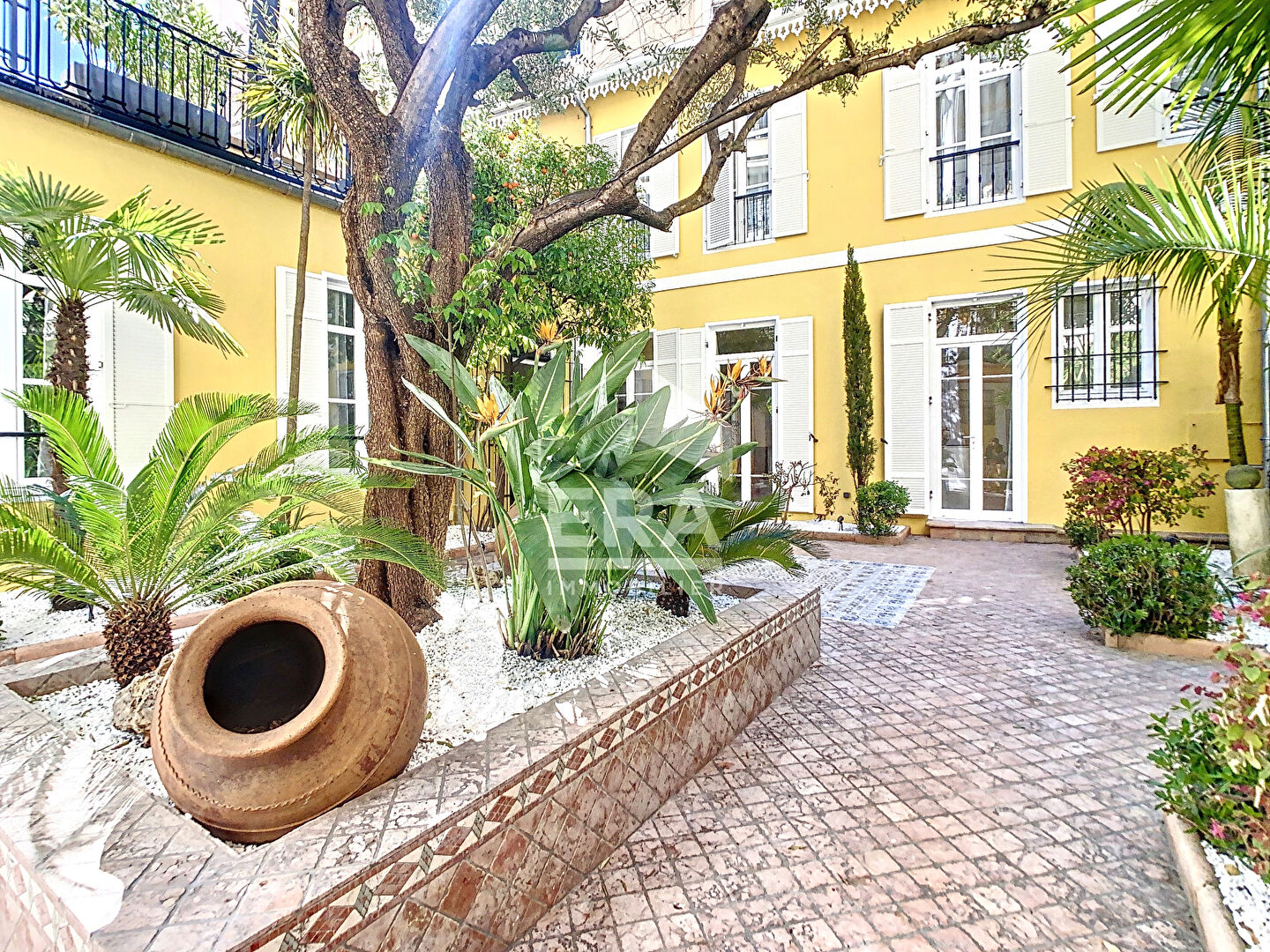 Photo MAISON CANNES 4 PIECES 131.23 M² image 1/6