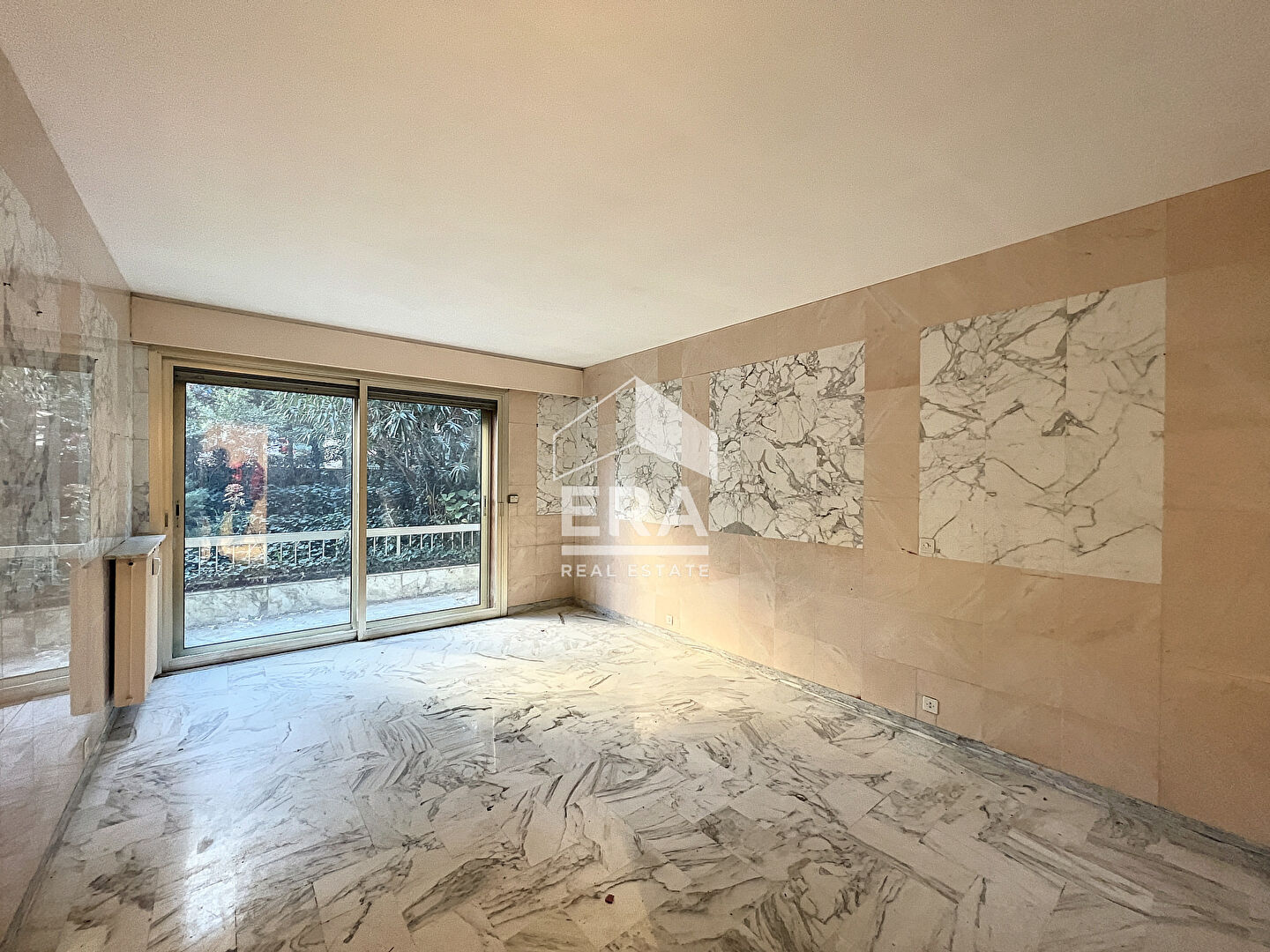 Photo CANNES BASSE CALIFORNIE 2 PIECES 71M² A RENOVER image 4/5