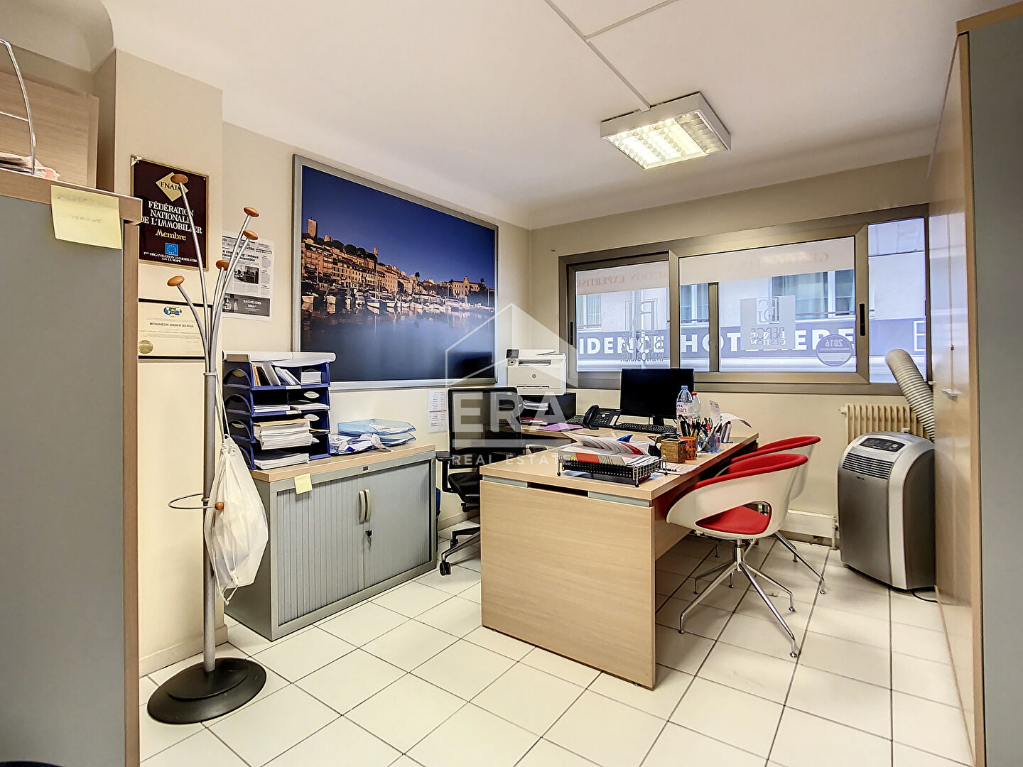 Photo CANNES CARNOT MURS BUREAUX 5 pièce(s) 78 m2 image 3/6