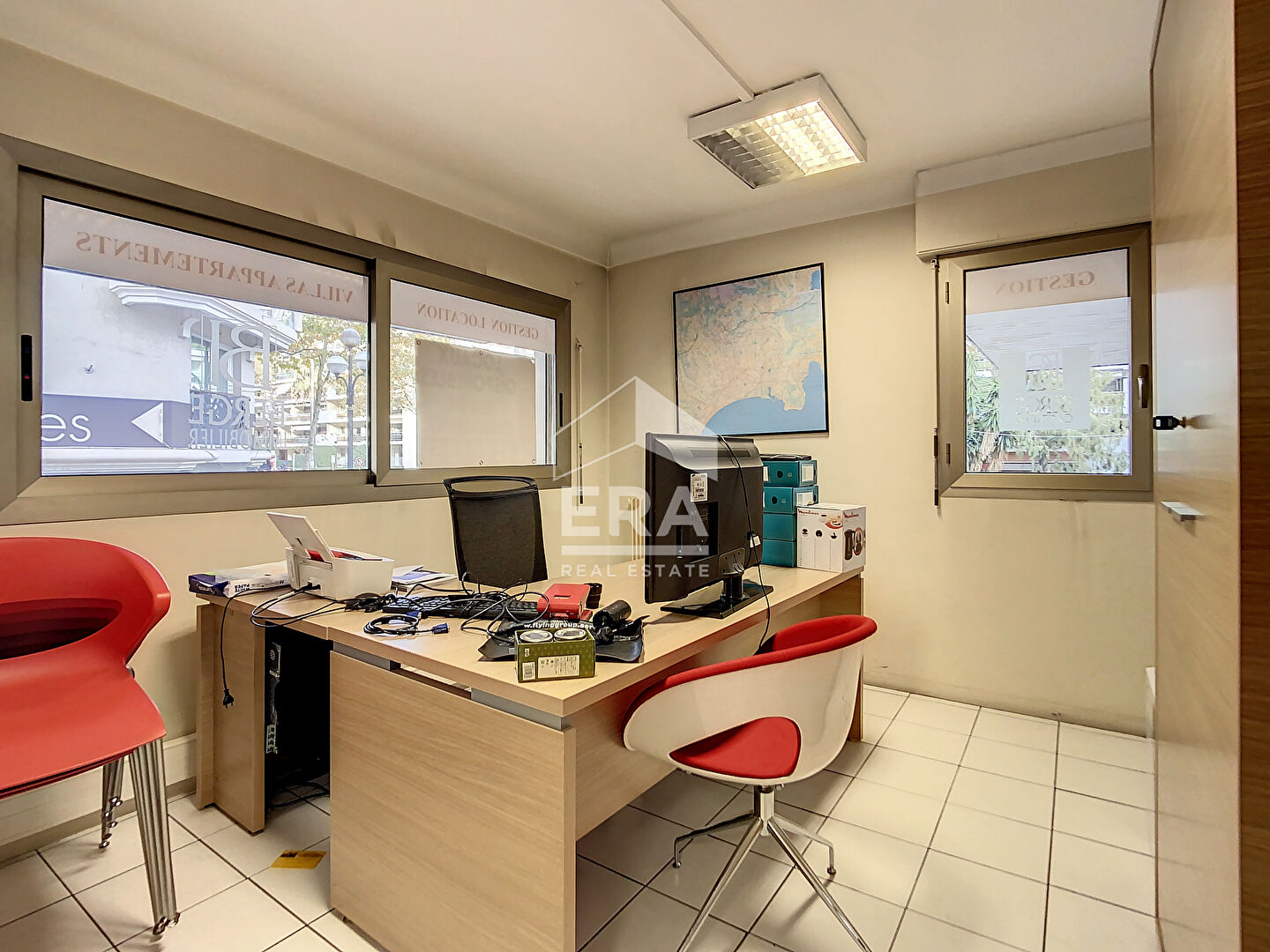 Photo CANNES CARNOT MURS BUREAUX 5 pièce(s) 78 m2 image 4/6