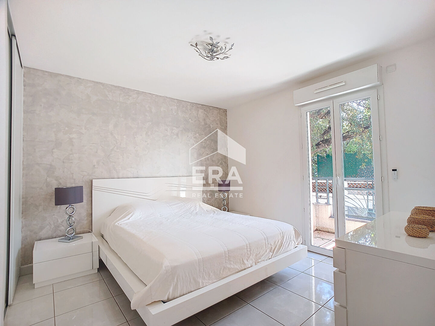 Photo EXCLUSIVITE VENTE APPARTEMENT 3P - CANNES STANISLAS image 3/5
