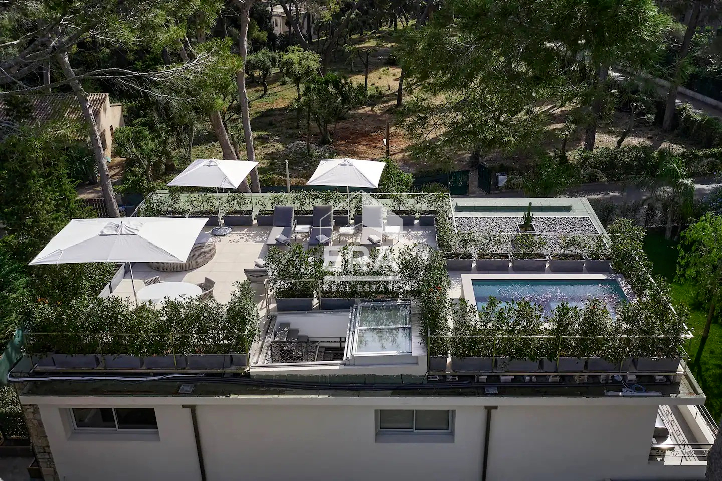 Photo VILLA CAP D'ANTIBES 7 PIECES 220 m² image 2/6