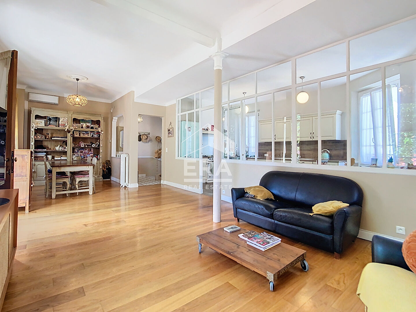 Photo CANNES CENTRE Maison 163 m2 Jardin Calme Garage image 3/6