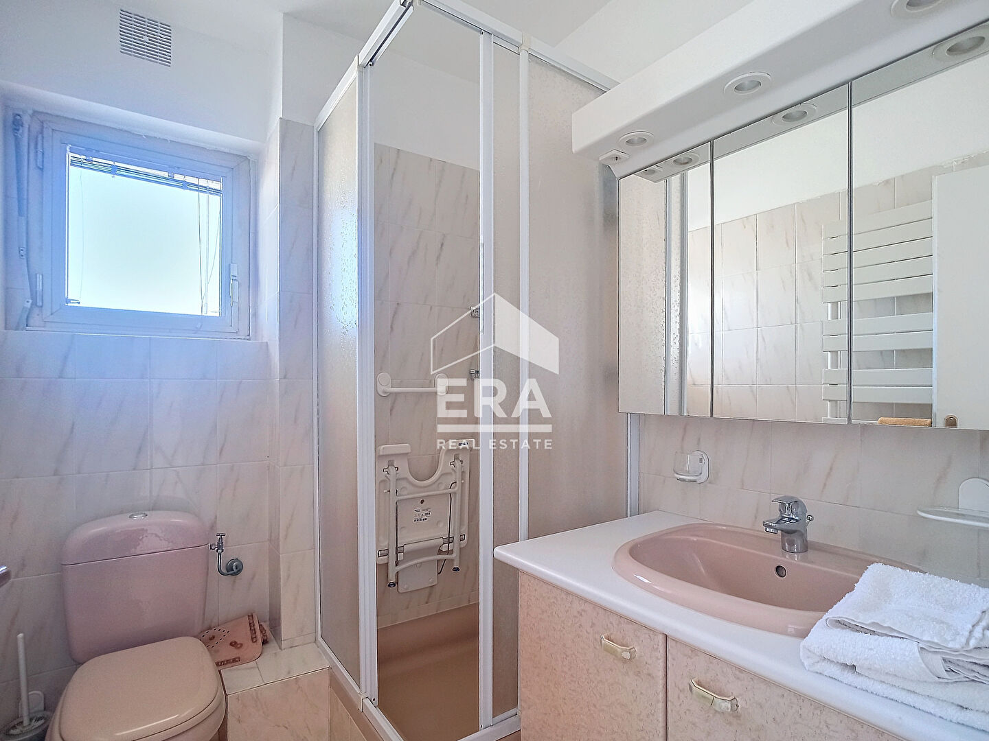 Photo VENTE APPARTEMENT DERNIER ETAGE 3 PIECES  CANNES - PALM BEACH image 5/5