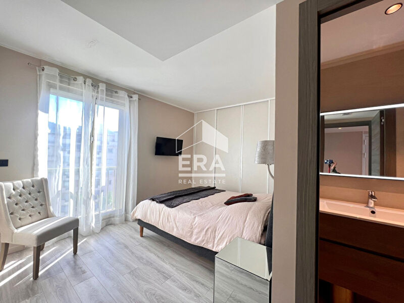 Photo VENTE APPARTEMENT CANNES CROISETTE 3 PIECES VUE MER PANORAMIQUE image 4/6