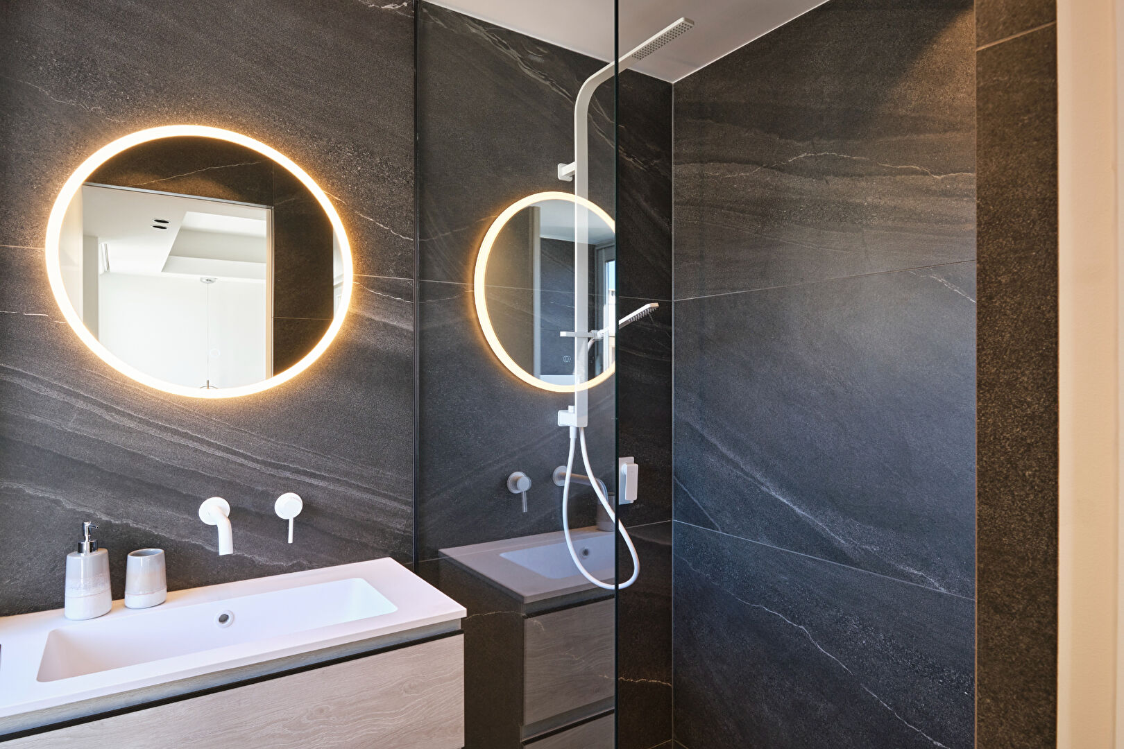 Photo APPARTEMENT 4P - CANNES CROISETTE - VUE MER image 6/6