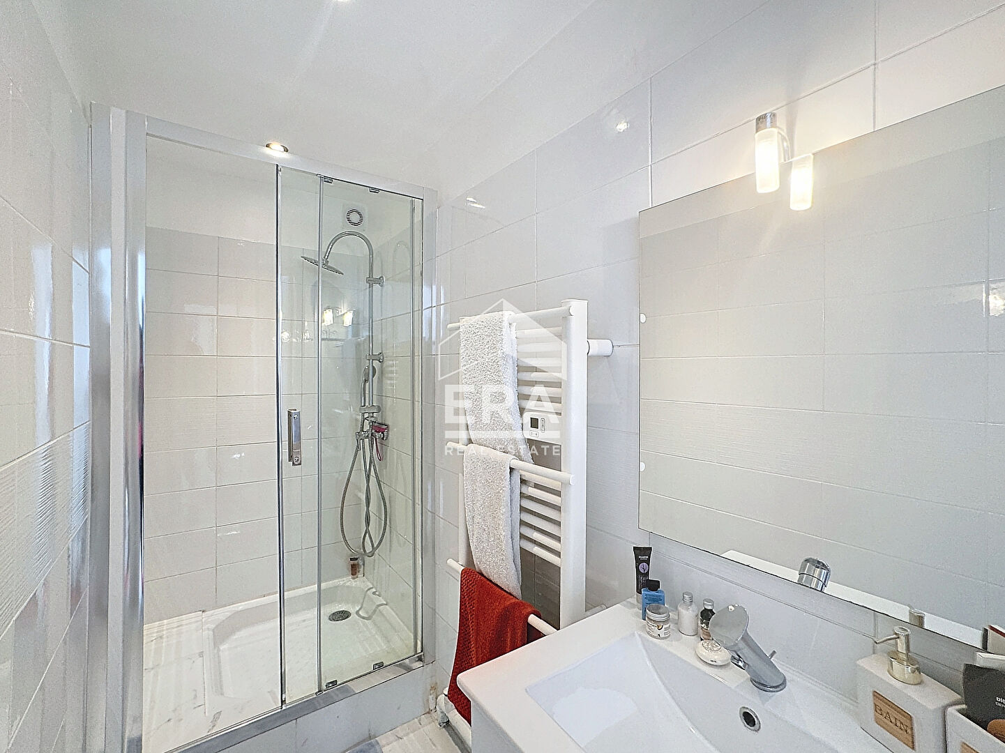 Photo CANNES BANANE  PLEIN CENTRE LUMINEUX 3 pièce(s) 43.82 m2 image 5/5