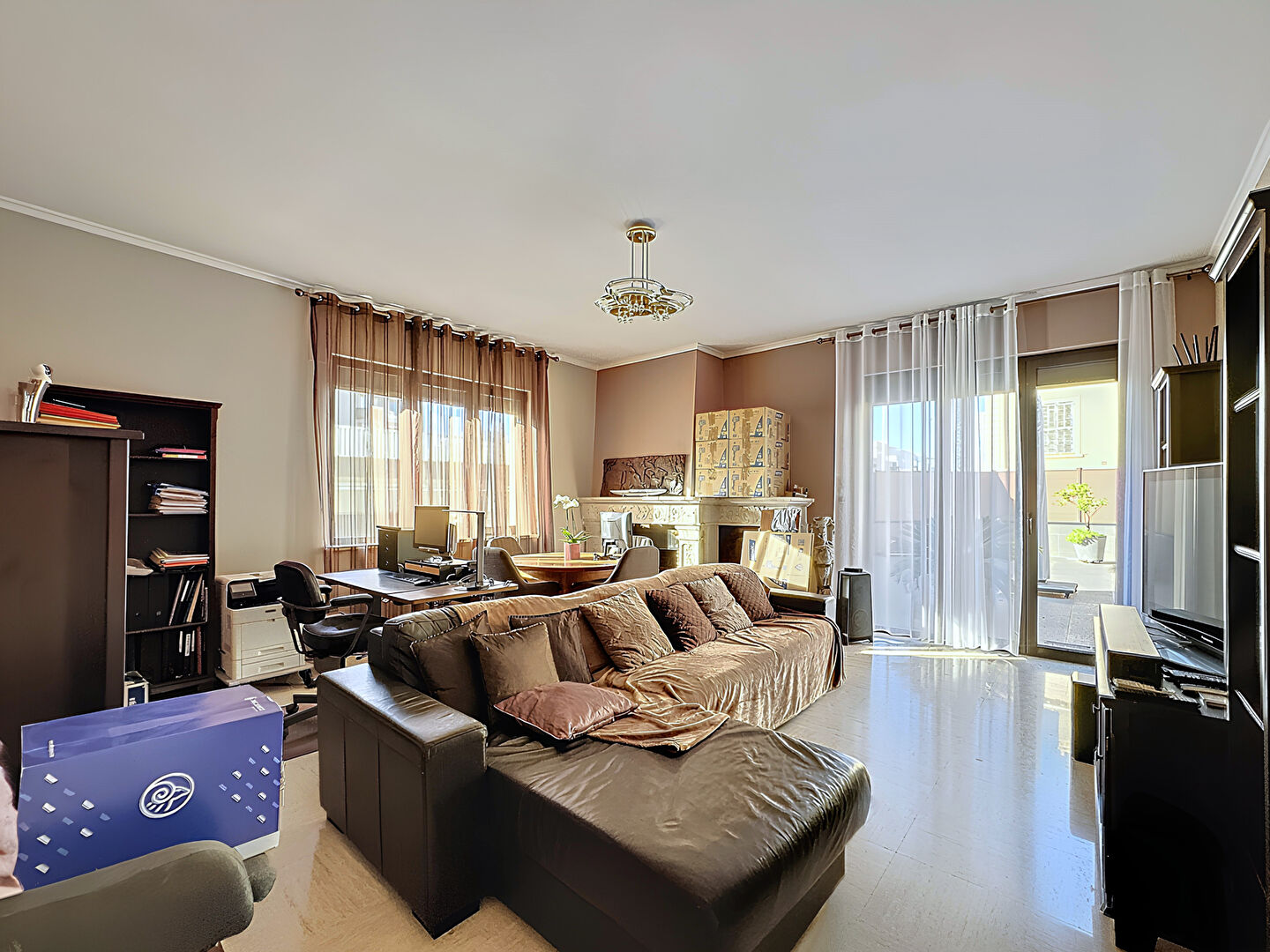 Photo GRAND 4P DE STANDING - CANNES BANANE - TERRASSE SUR TOIT 100 M² image 1/6