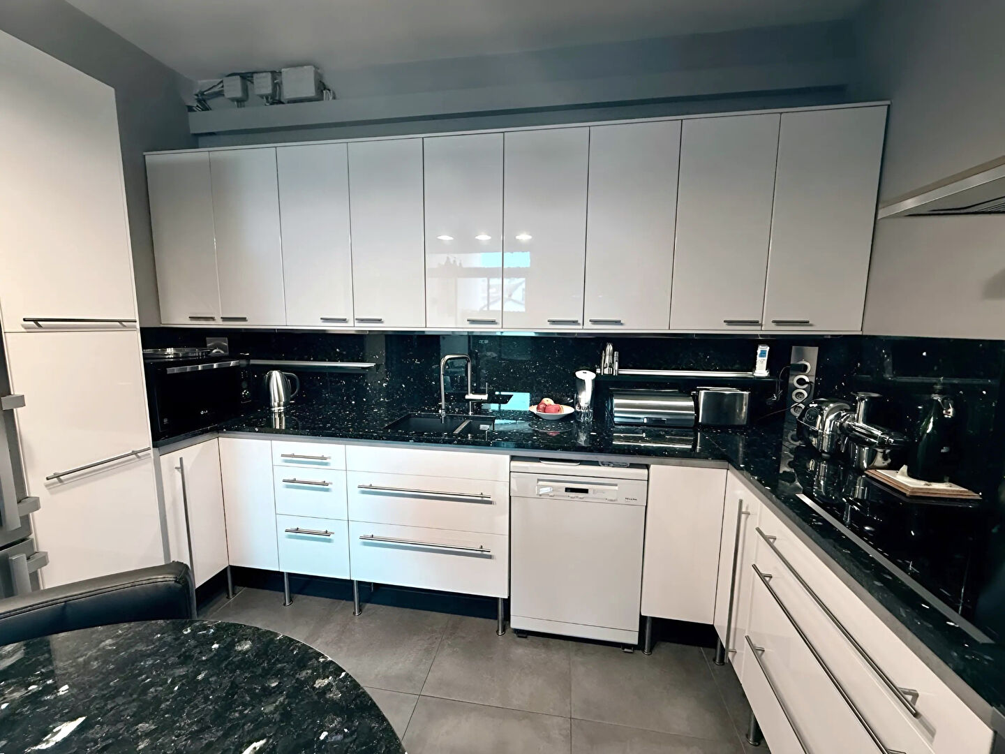 Photo GRAND 4P DE STANDING - CANNES BANANE - TERRASSE SUR TOIT 100 M² image 3/6