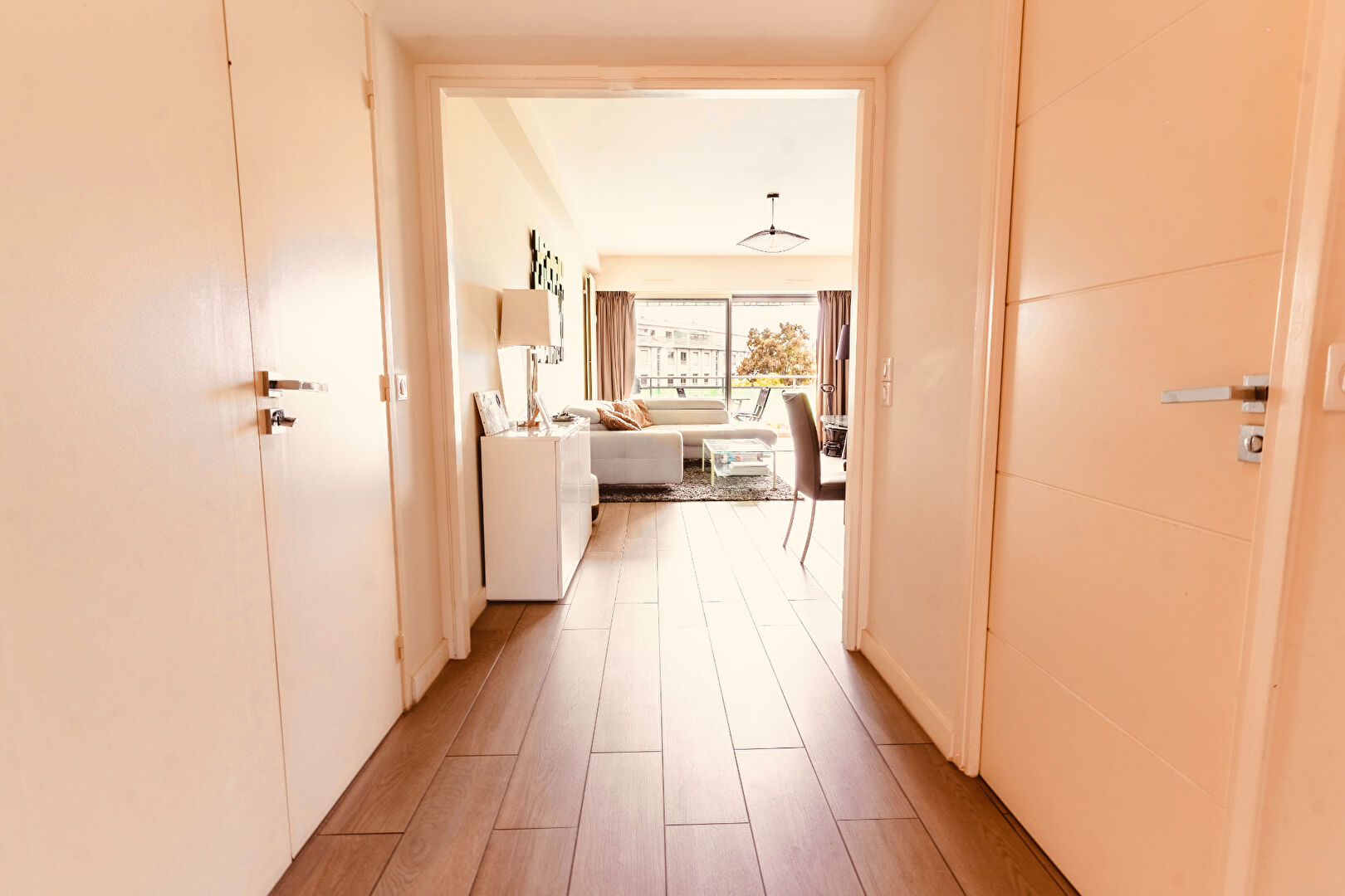 Photo APPARTEMENT CANNES 2 PIECES 64M² AVEC GRANDE TERRASSE BASSE CALIFORNIE VUE MER image 5/6