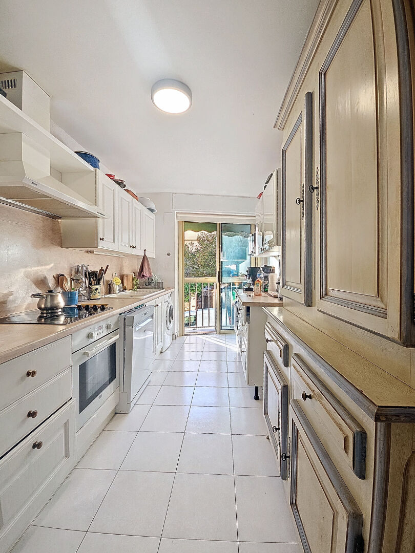 Photo GRAND 3P TRAVERSANT CANNES - PETIT JUAS - DEUX LOGGIAS image 2/5