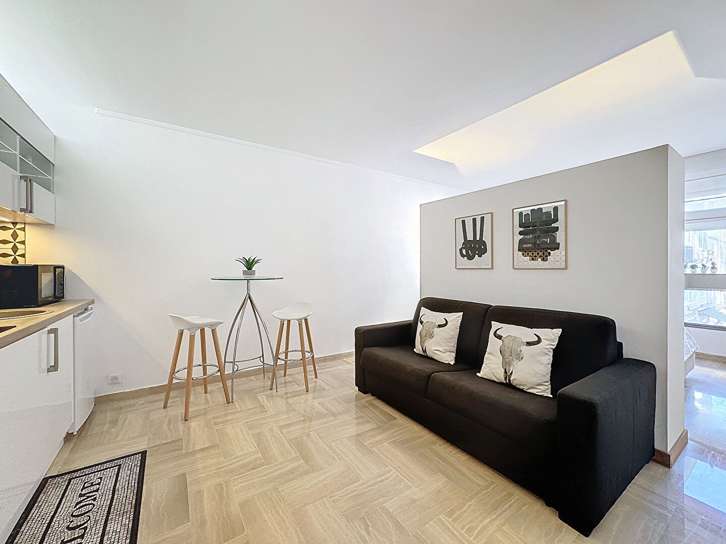 Photo MAGNIFIQUE STUDIO 34 M² GRAY D'ALBION - CANNES BANANE - VUE DEGAGEE VILLE image 2/5