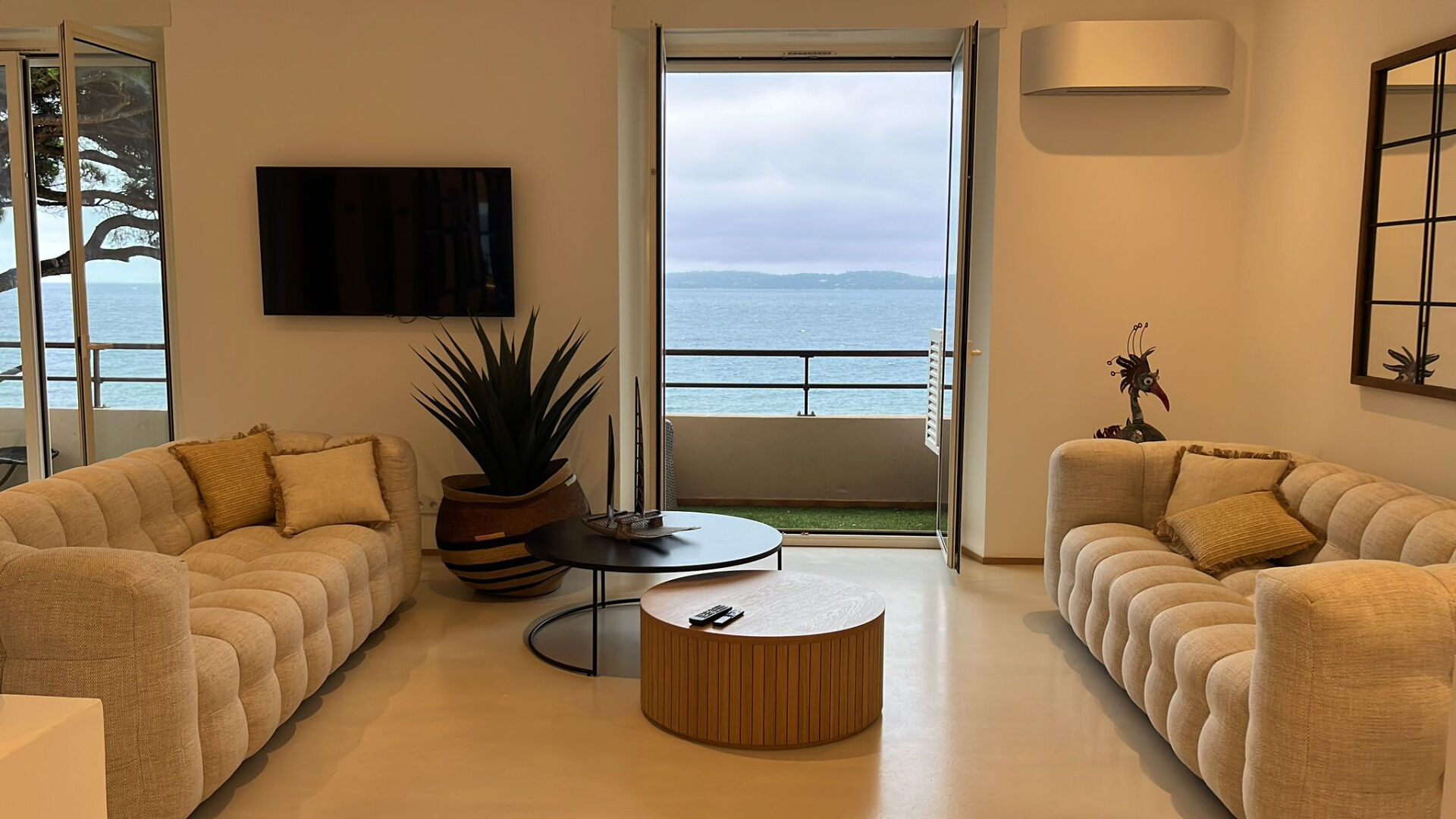 Photo APPARTEMENT 4P D'EXCEPTION 135 M²  STE MAXIME - VUE MER - TERRASSE - DOUBLE BOX image 5/6