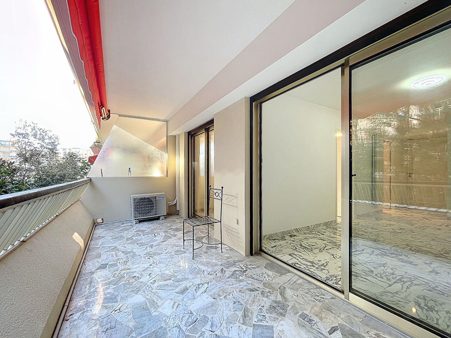 Photo 2P CANNES BASSE CALIFORNIE - GRANDE TERRASSE image 5/6