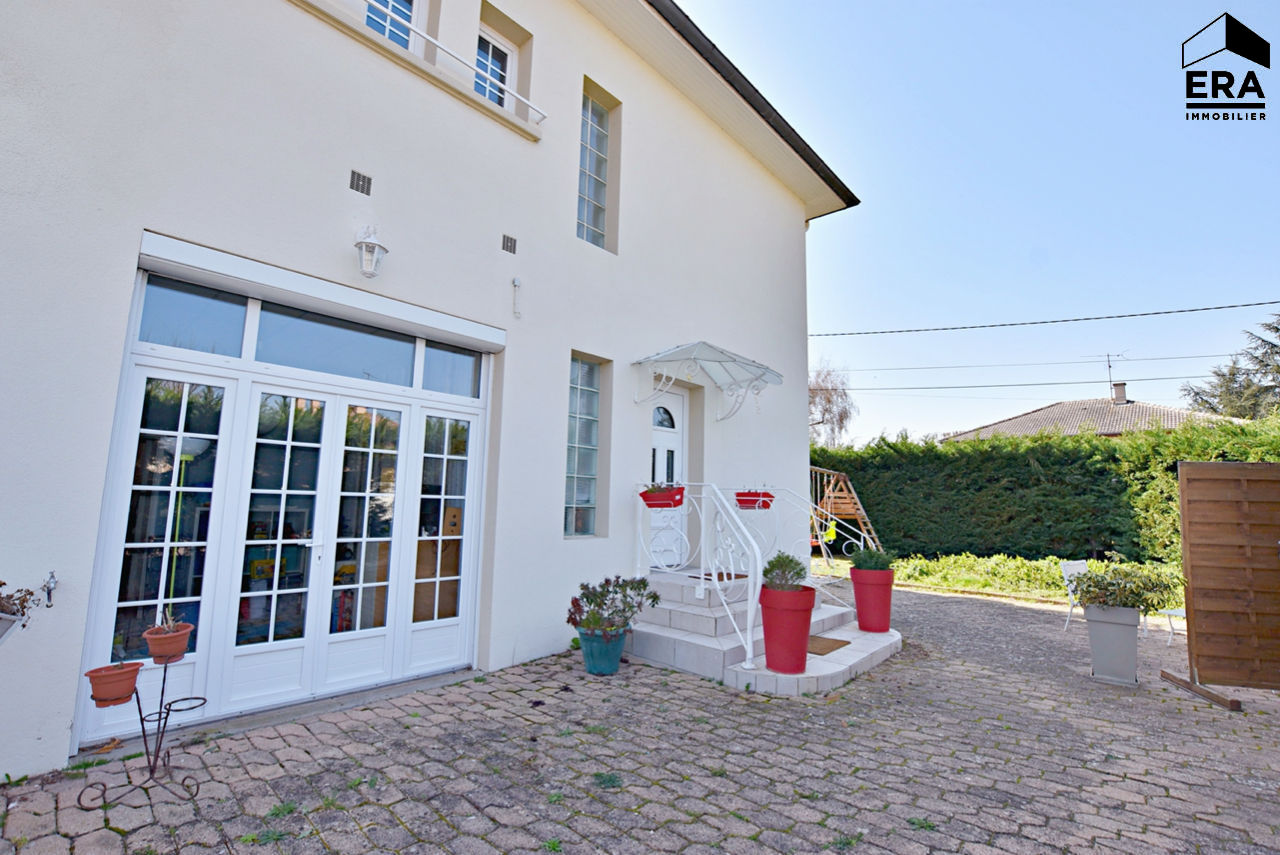 Maison à vendre Le Coteau 10 pièce(s) 250 m² Le Coteau 42120