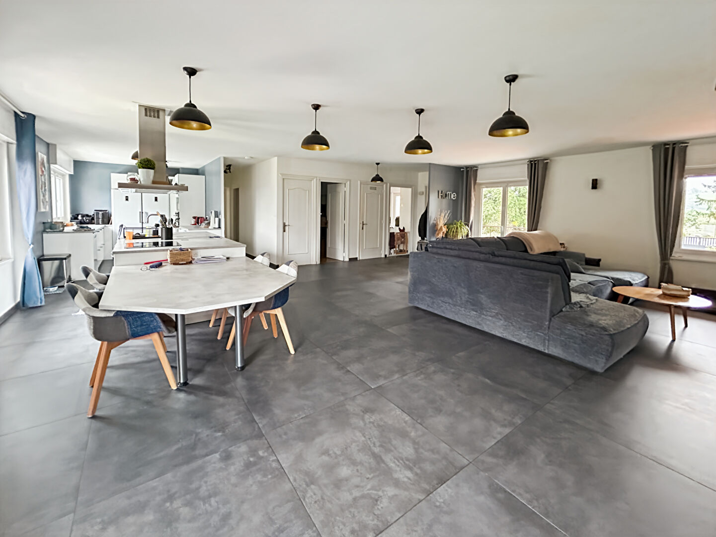 Photo EXCLUSIVITÉ Maison à Vendre Neaux 7 pièce(s) 200 m2 image 6/6