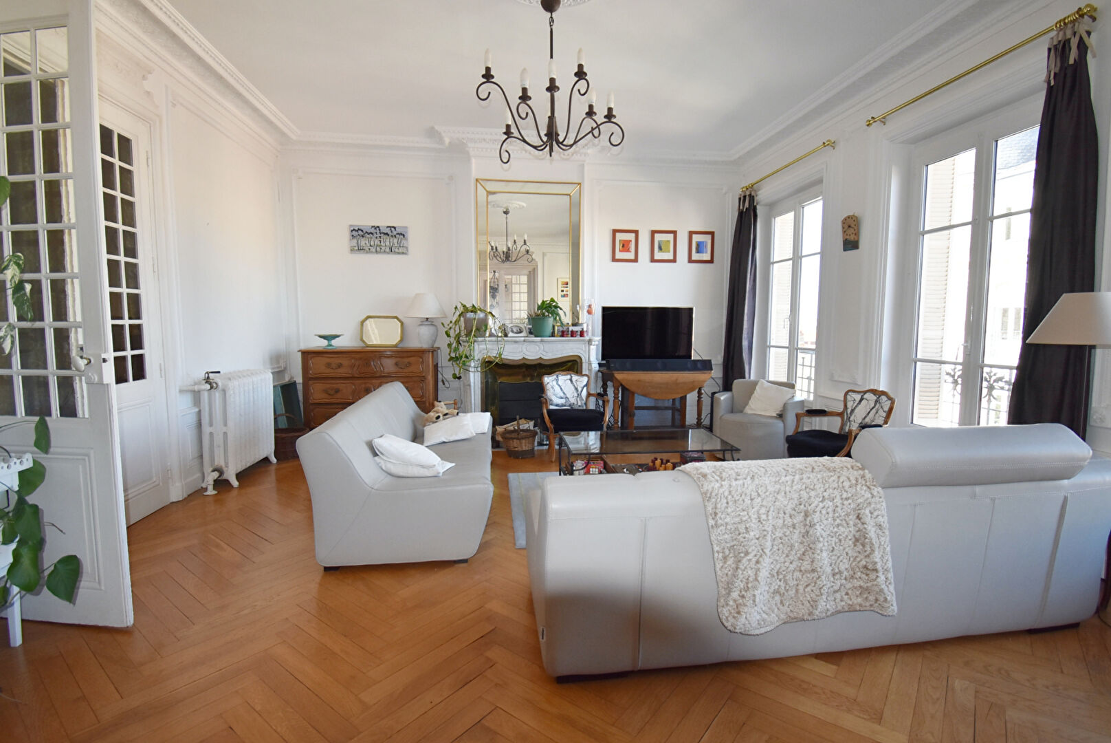 Photo Appartement à vendre à Roanne 5 pièces 188 m² image 4/6