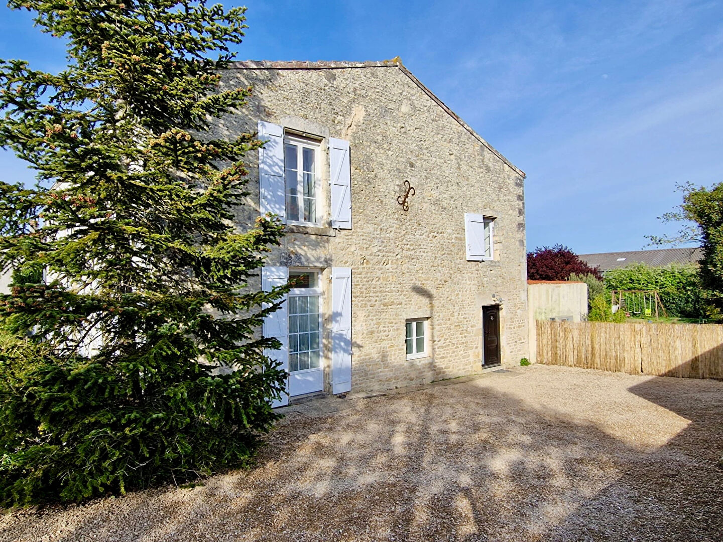 Maison Angliers 8 pièce(s) 220 m2