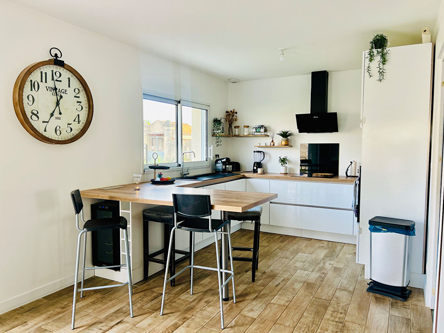 Photo Maison Saint Agnant 5 pièce(s) 112 m2 image 4/6