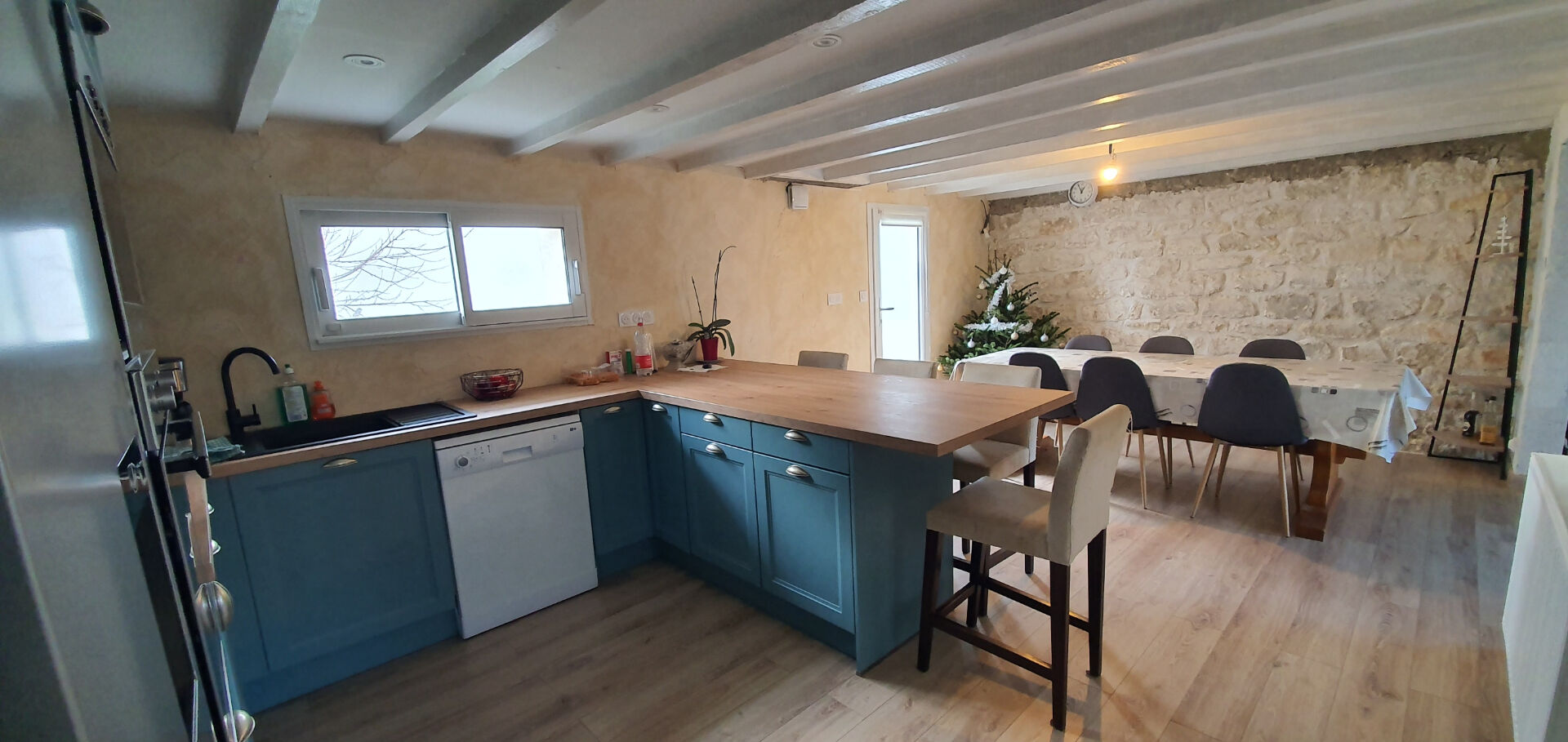 Photo MAISON ETAGE 4 CHAMBRES JARDIN ARBORE ET CLOTURE image 2/6