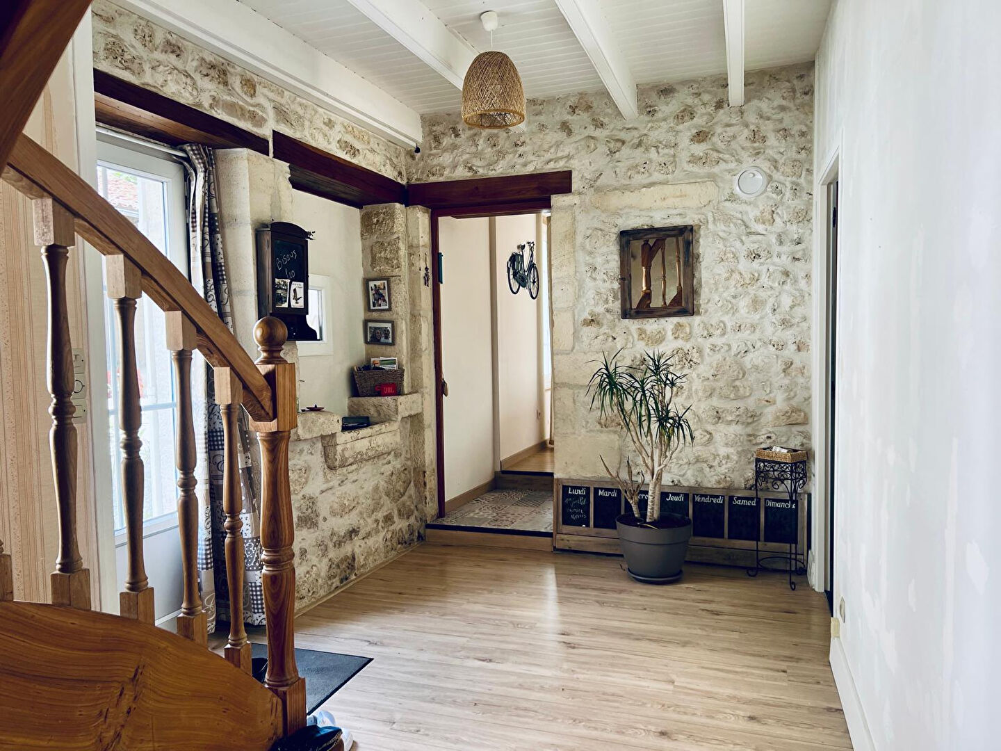 Photo Longère 8 pièce(s) 177 m2 sur parcelle 2500 m2 avec gîte et garage image 5/6