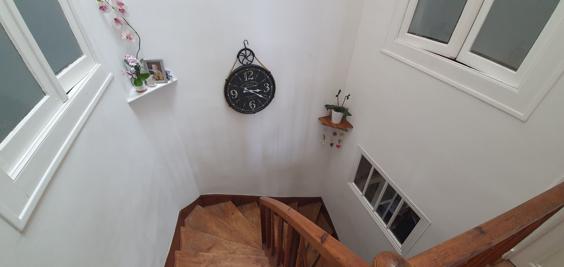 Photo Maison Rochefort 4 pièce(s) 94 m2 proche centre ville et commerces image 4/5