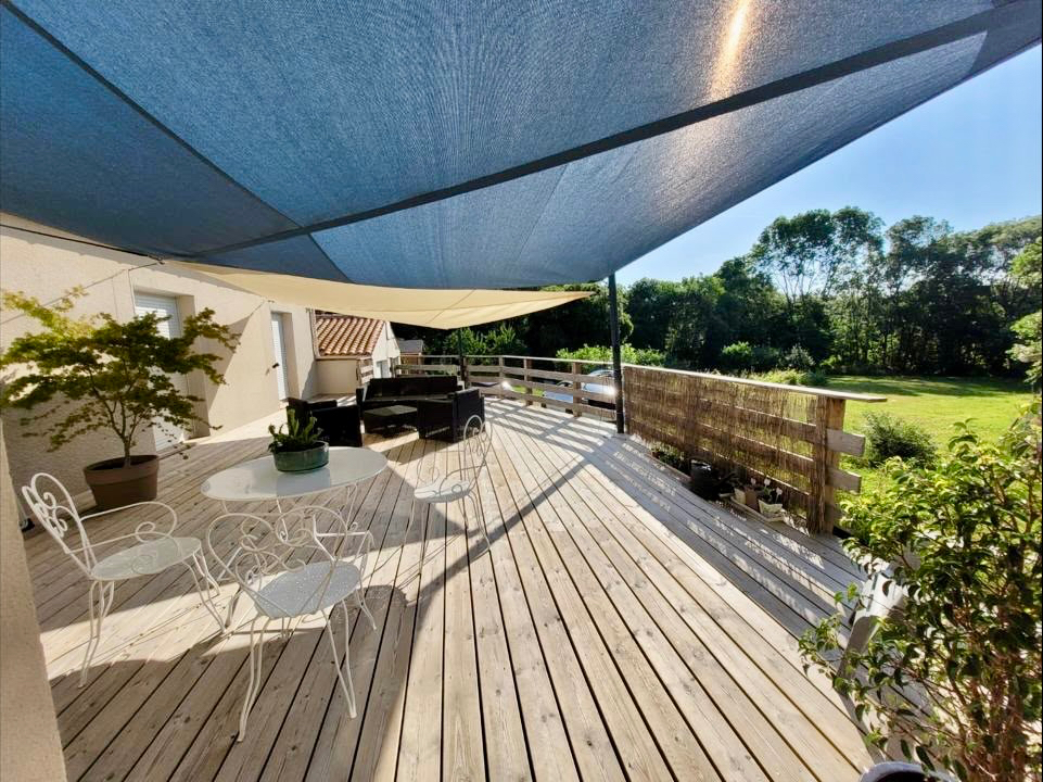 Maison Breuil Magne 5 pièce(s) 138 m2