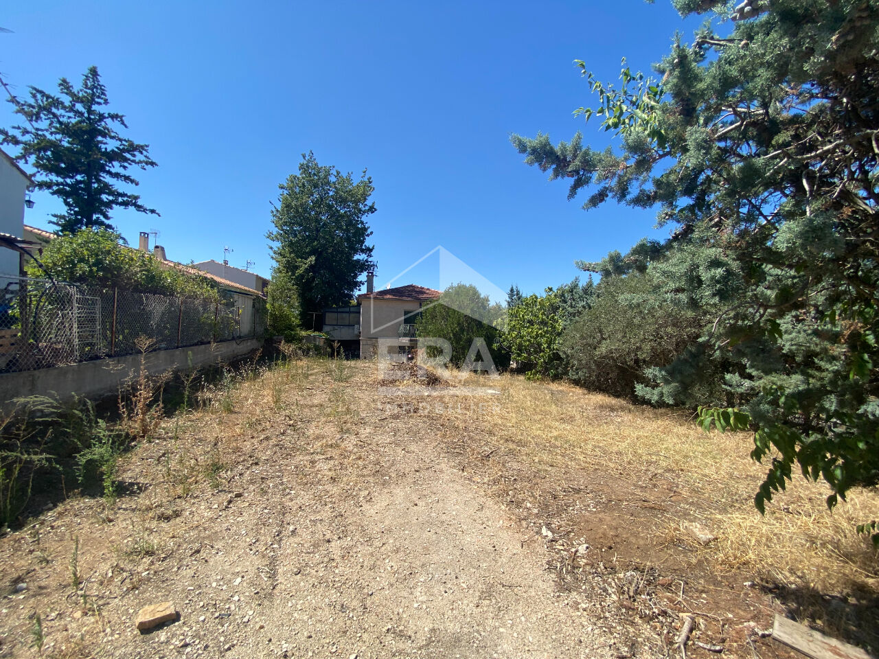 Photo A VENDRE 13530 TRETS TERRAIN CONSTRUCTIBLE DE 325M² PROXIMITE DU CENTRE VILLE image 4/4