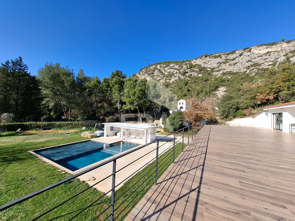 Photo A VENDRE 13420 GEMENOS MAISON D ARCHITECTE TYPE 6 DE 300M² SUR 12620M² DE TERRAIN PISCINE GARAGE TERRASSE image 5/6