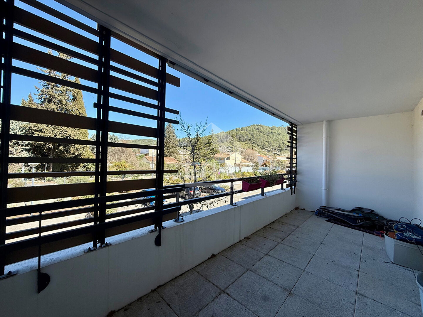 Photo A VENDRE 13112  LA DESTROUSSE APPARTEMENT TYPE 4 DE 79M² DEUX TERRASSES DEUX PARKING image 3/6