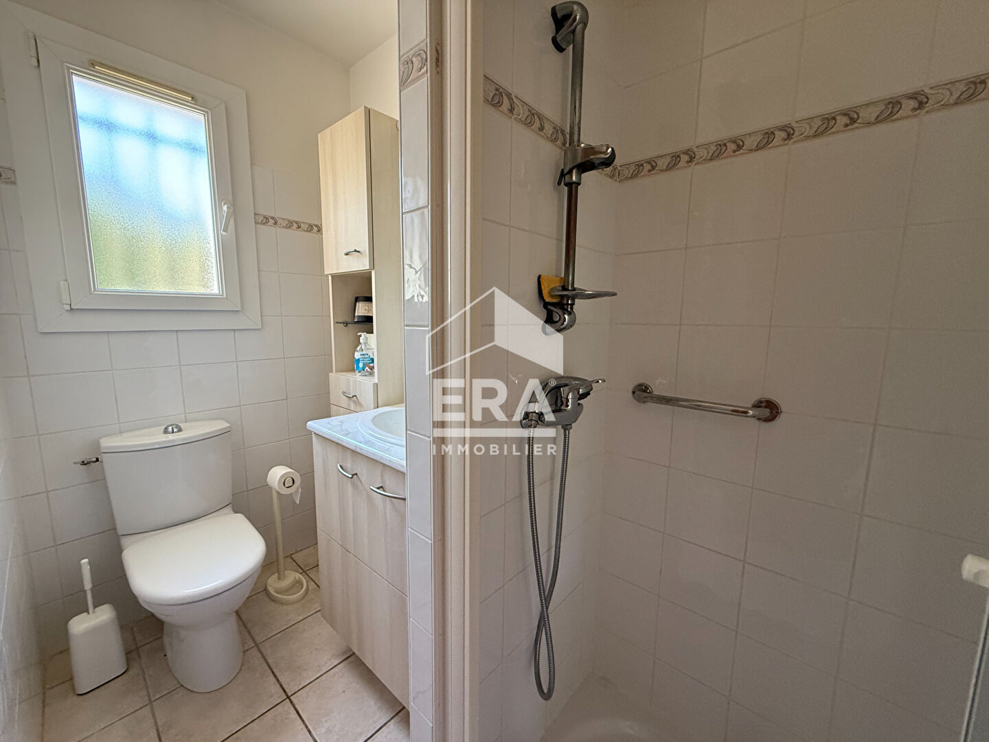 Photo A VENDRE 13360 ROQUEVAIRE MAISON TYPE 4 DE 86 M² GARAGE PISCINE  SUR 500 M²  DE JARDIN image 6/6