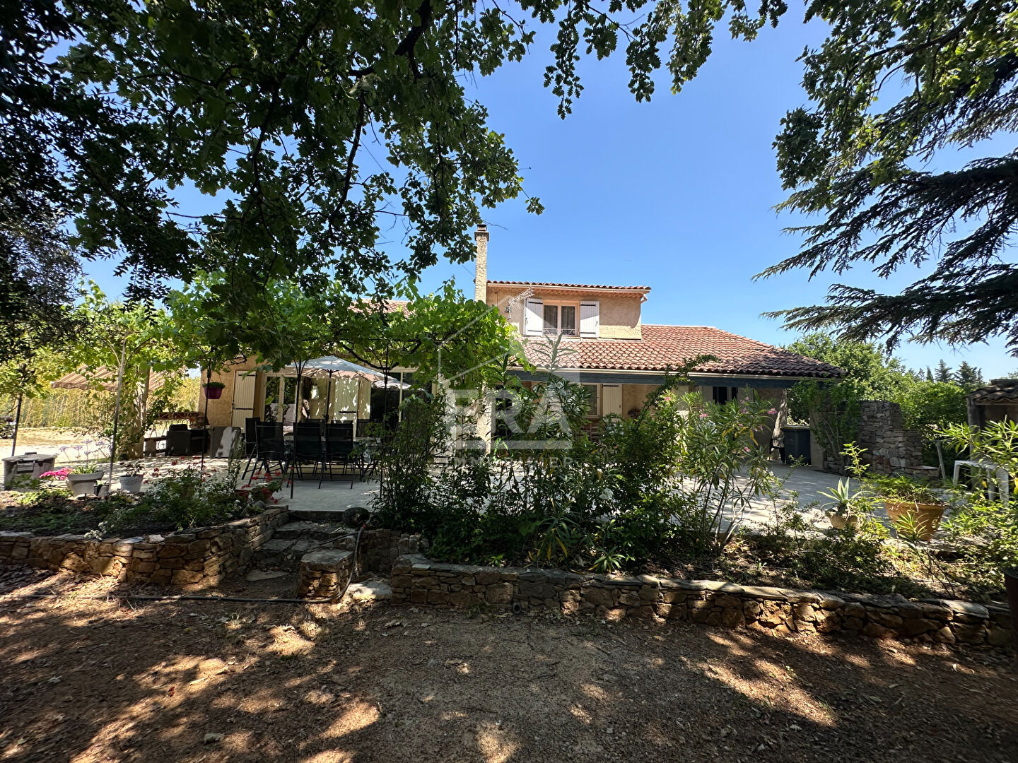 Photo A VENDRE 83470 SAINT MAXIMIN LA SAINTE BAUME MAISON T5 DE 130M² SUR 2160M² DE JARDIN GARAGE DEPENDANCE PISCINE image 2/6