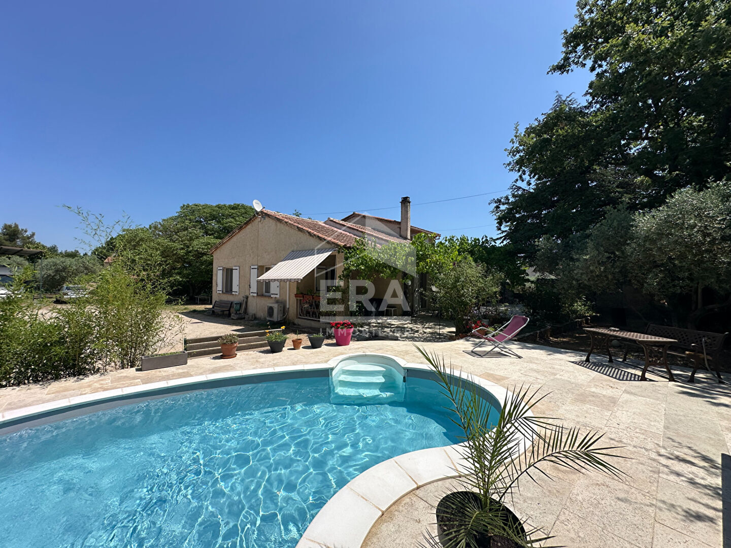Photo A VENDRE 83470 SAINT MAXIMIN LA SAINTE BAUME MAISON T5 DE 130M² SUR 2160M² DE JARDIN GARAGE DEPENDANCE PISCINE image 3/6