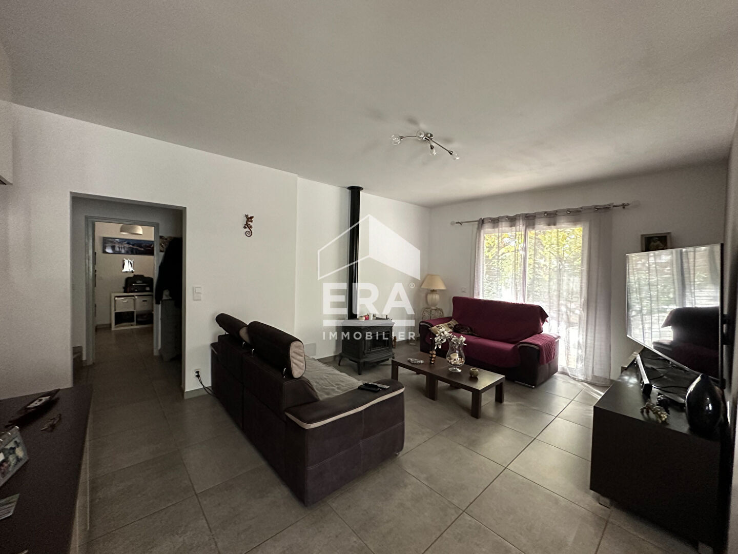 Photo A VENDRE 83470 SAINT MAXIMIN LA SAINTE BAUME MAISON T5 DE 130M² SUR 2160M² DE JARDIN GARAGE DEPENDANCE PISCINE image 6/6