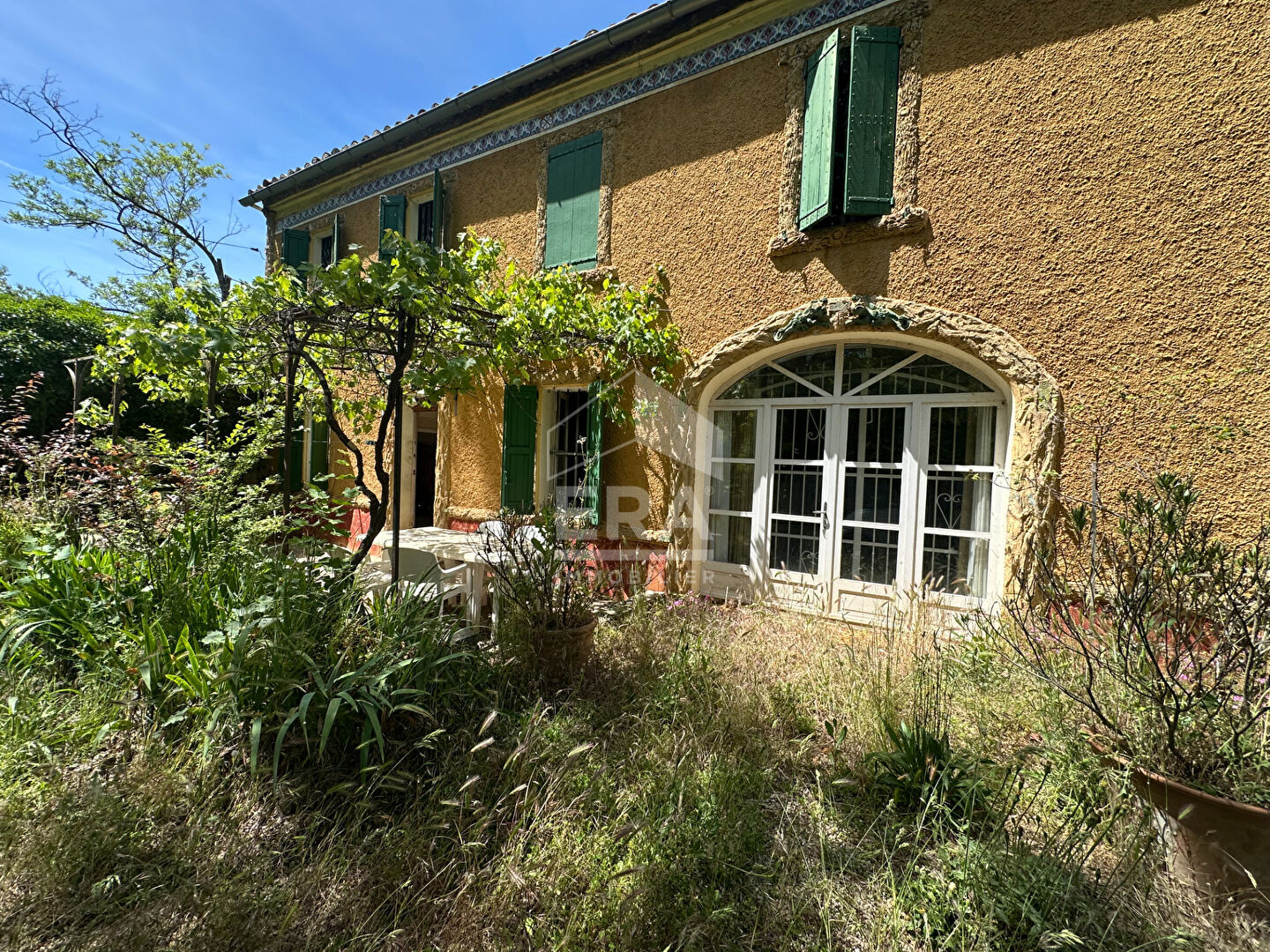 Photo A VENDRE  83860 NANS LES PINS BASTIDE DU XVIII 2ME SIECLE DE 180M² SUR 12491 M² DE TERRAIN GARAGE image 2/6