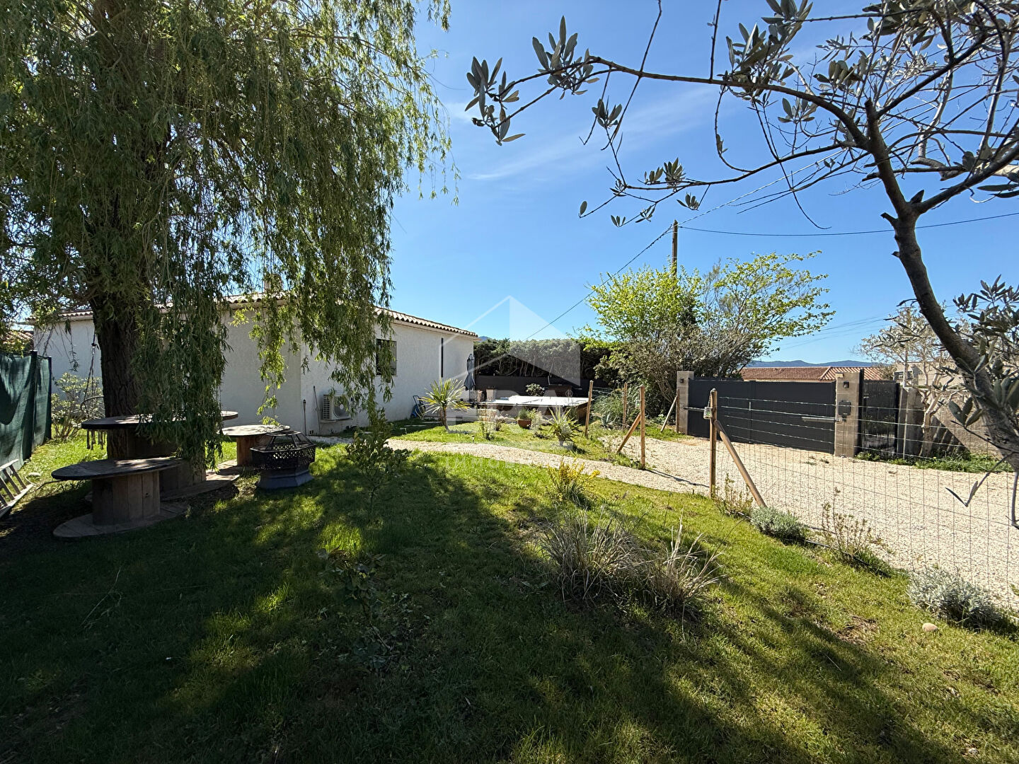 Photo A VENDRE 83910 POURRIERES MAISON PLAIN PIED 98 M² SUR 670 M² DE JARDIN PISCINE image 3/6