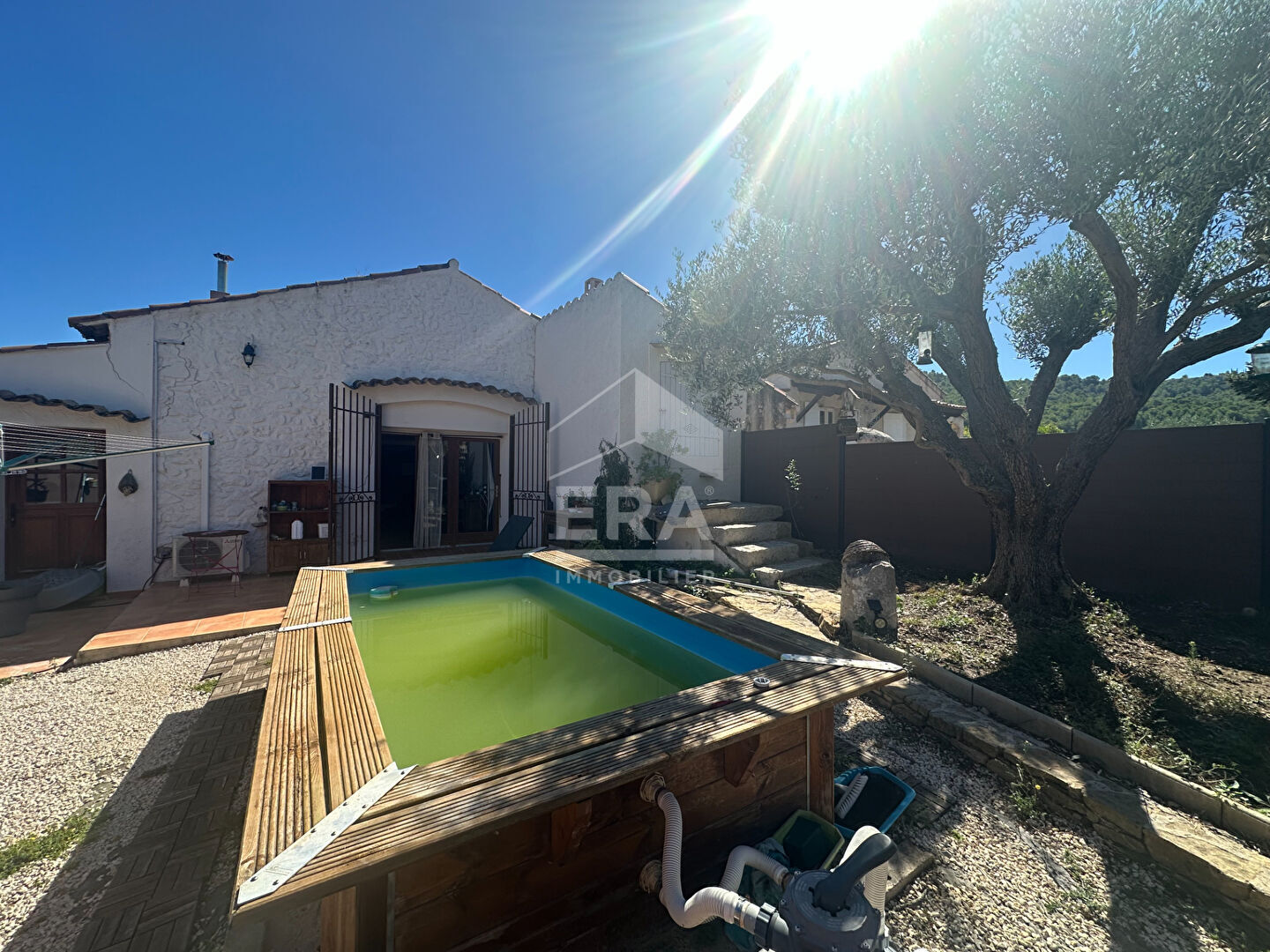 Photo A VENDRE 13830 ROQUEFORT LA BEDOULE MAISON TYPE 4 DE 115 M² SUR 520 M² DE JARDIN GARAGE CAVE image 4/6