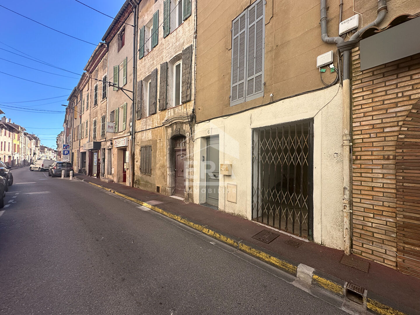 Photo A VENDRE 83170 TOURVES MAISON DE VILLAGE TYPE 5 DE 120 M² AVEC LOCAL COMMERCIAL image 1/6