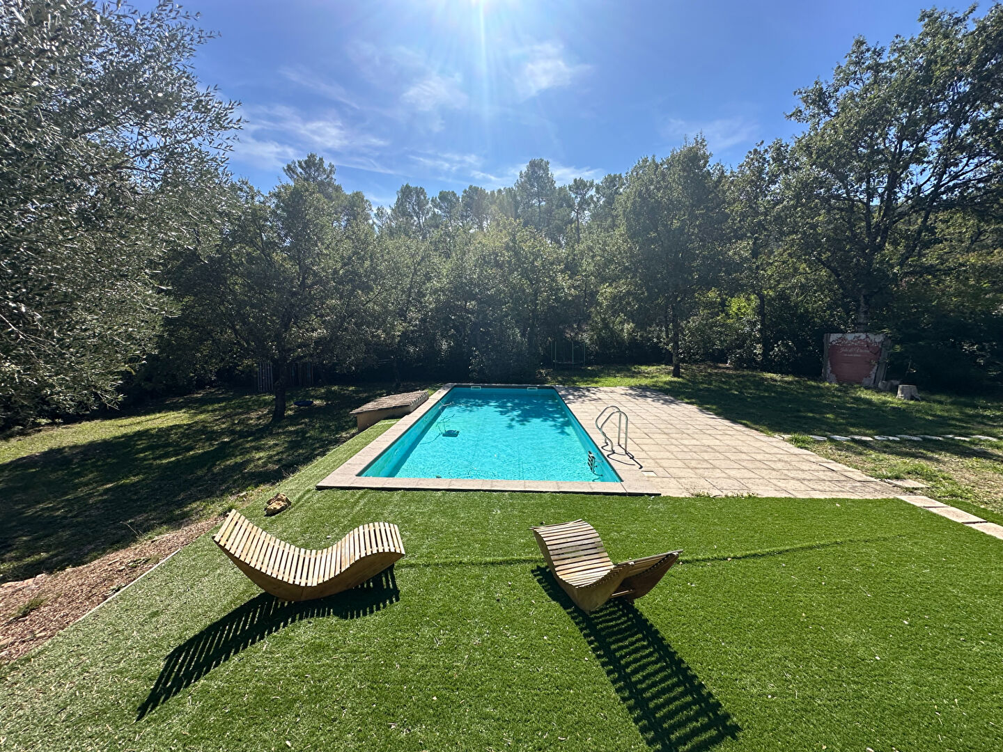 Photo A VENDRE 83470 SAINT MAXIMIN LA SAINTE BAUME MAISON  TYPE 5 DE 147 M² SUR 2300 M² DE JARDIN PISCINE DOUBLE GARAGE ET STUDIO INDEPENDANT image 2/6