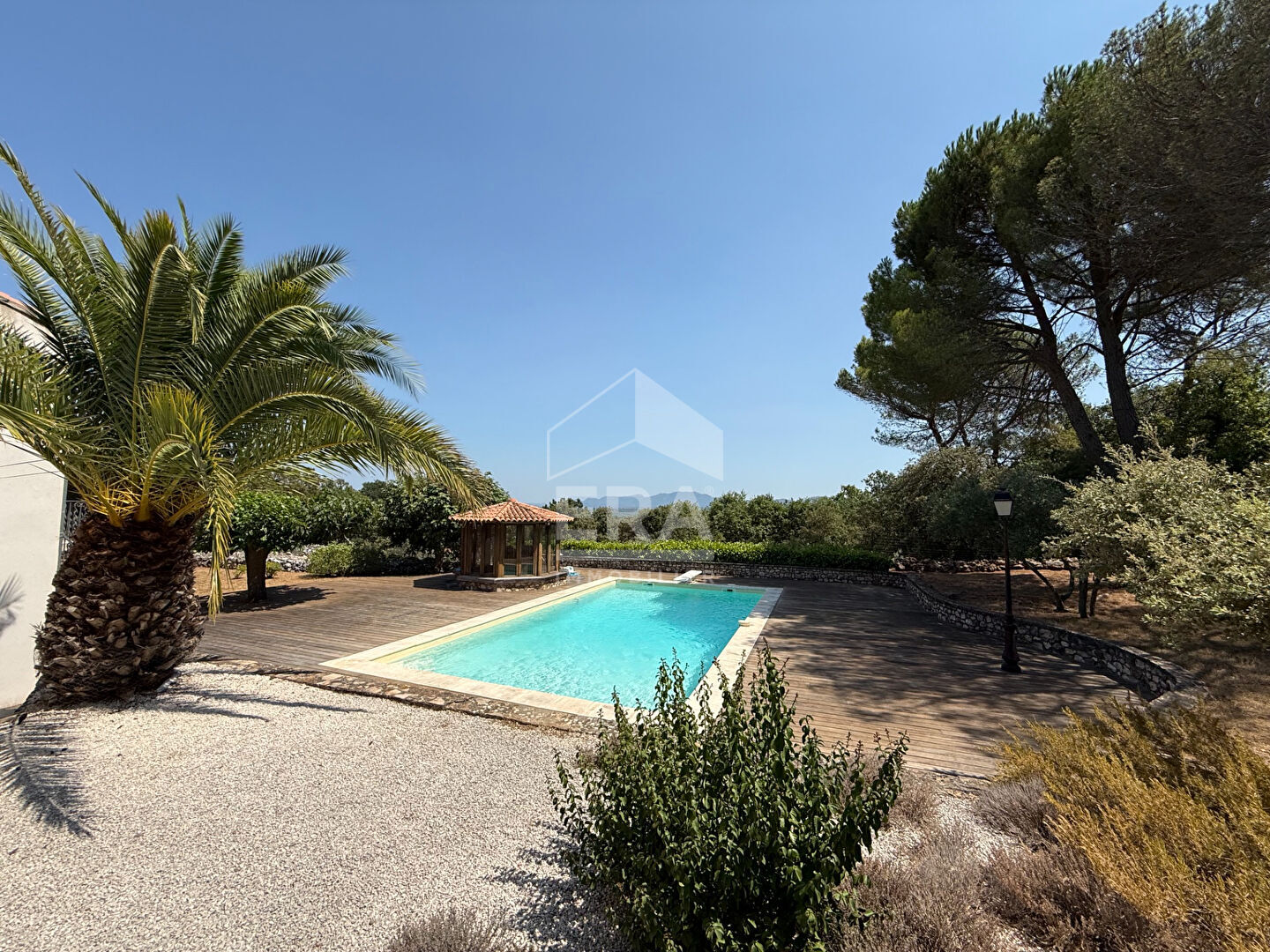 Agence immobilière de ERA ROUSSET - ERA IDEAL PROPERTIES