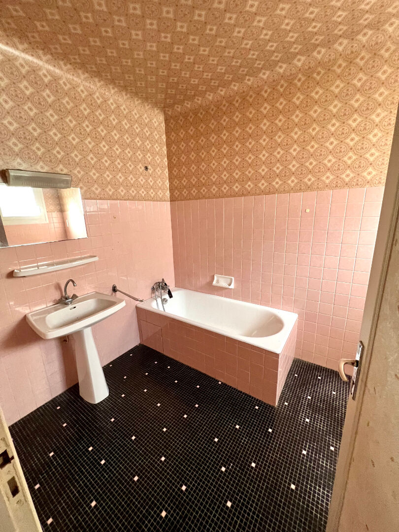 Photo Hasparren - Vente maison de ville - plein centre ville image 5/6