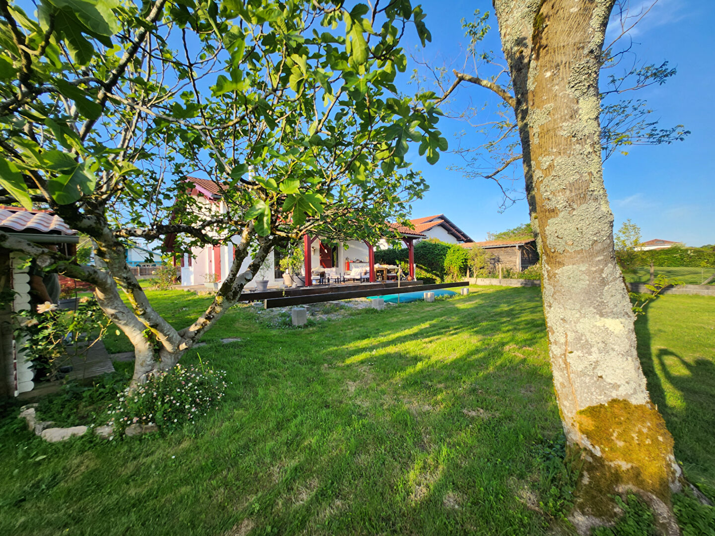 Photo Urt - Vente Maison - rénovée - Commerces à pied image 2/6