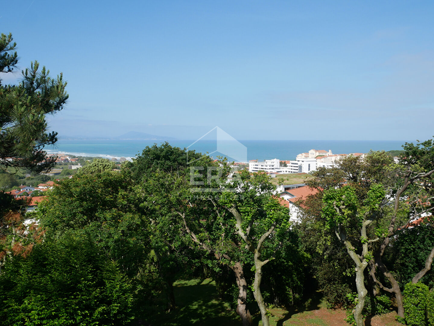 A vendre - Appartement Biarritz 2 pièce(s)  47 m2 - Place de parking et cave .