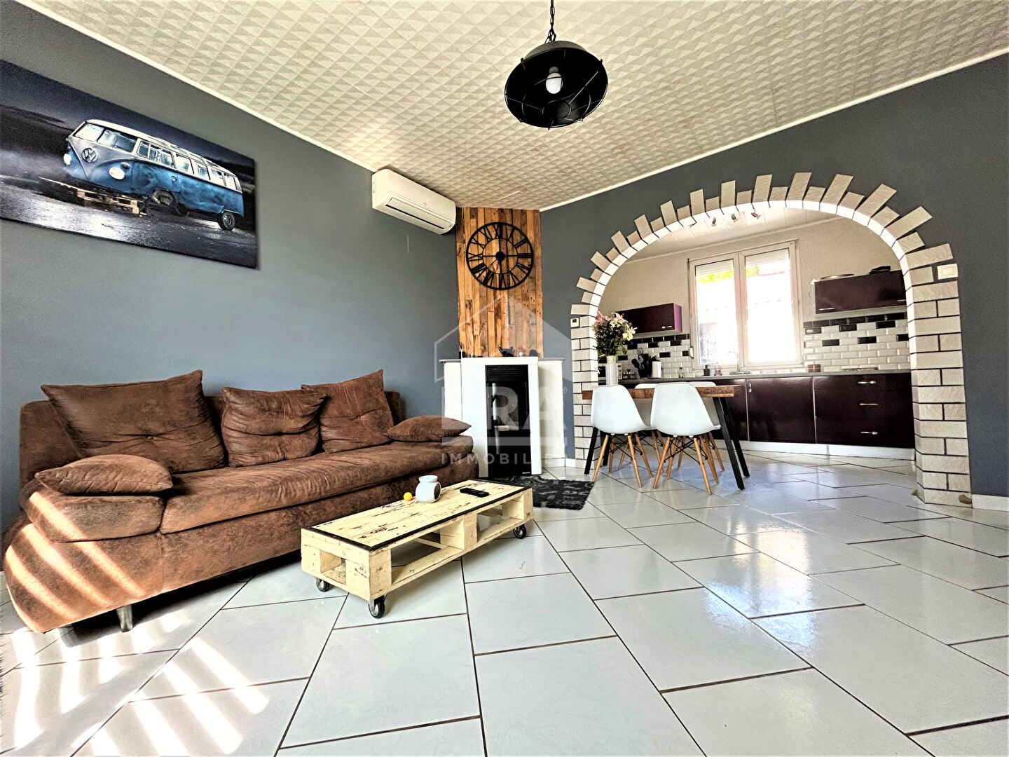 Photo Maison rénovée de bonne construction image 1/6