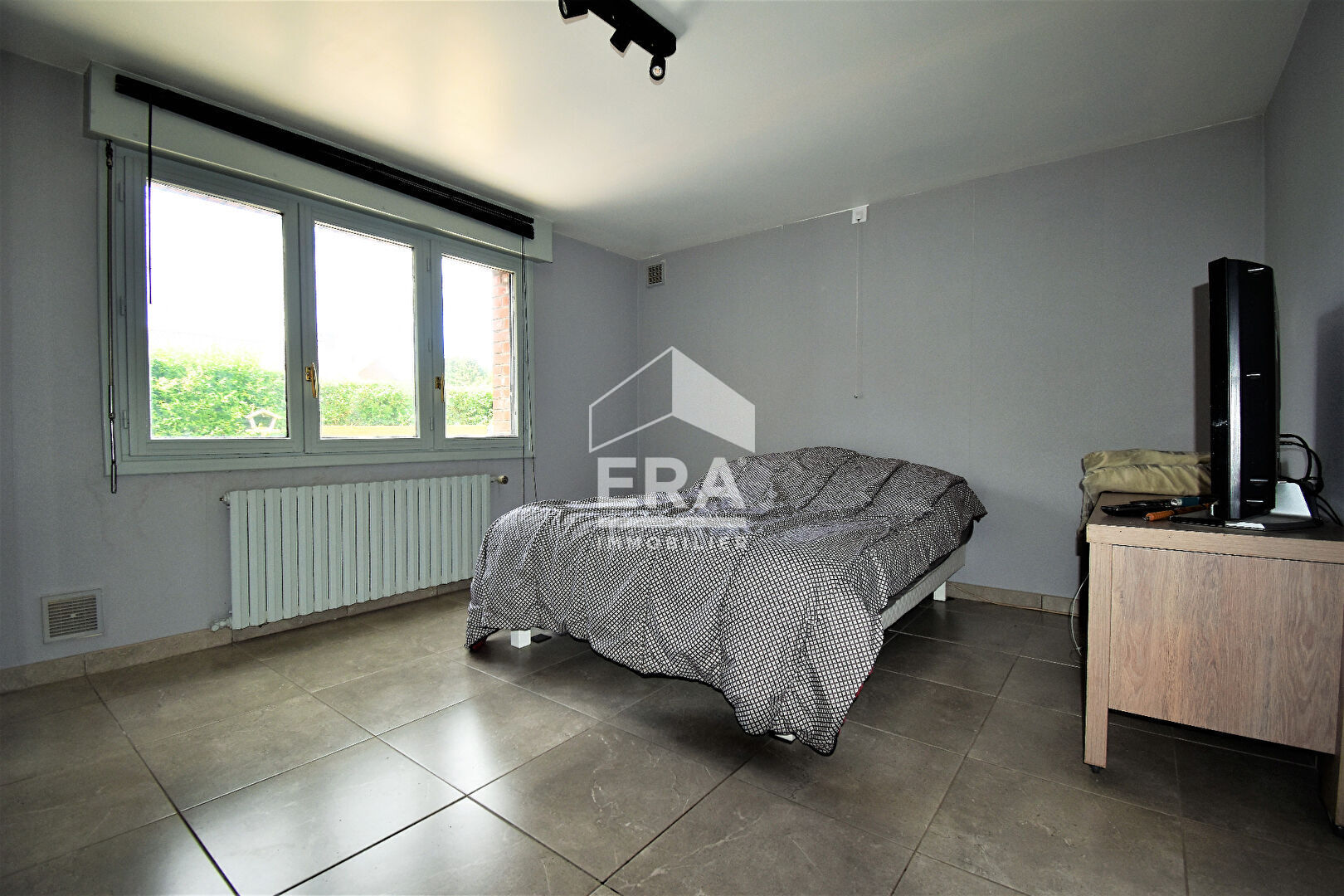 Photo ERA Immobilier Hazebrouck - Maison Longère Spacieuse à Vendre en Campagne image 5/6