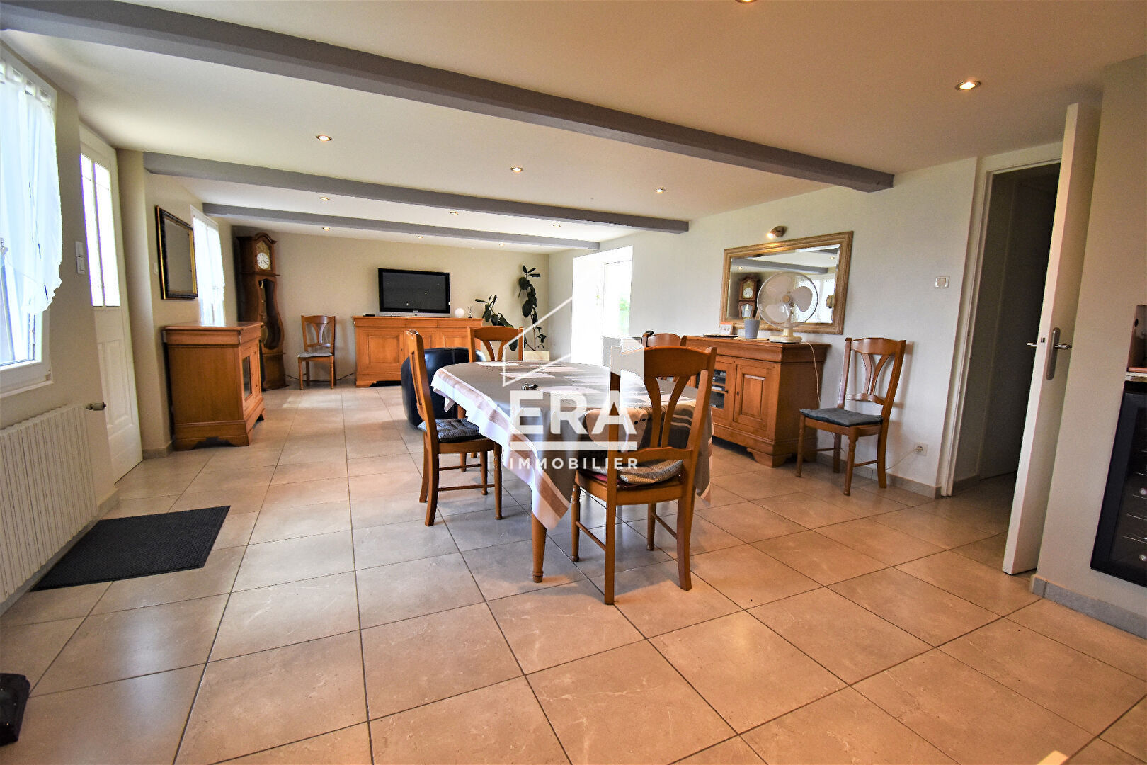 Photo ERA Immobilier Hazebrouck - Maison Longère Spacieuse à Vendre en Campagne image 6/6