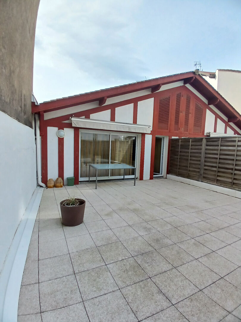 Vente appartement T3  à SAINT JEAN DE LUZ - 2